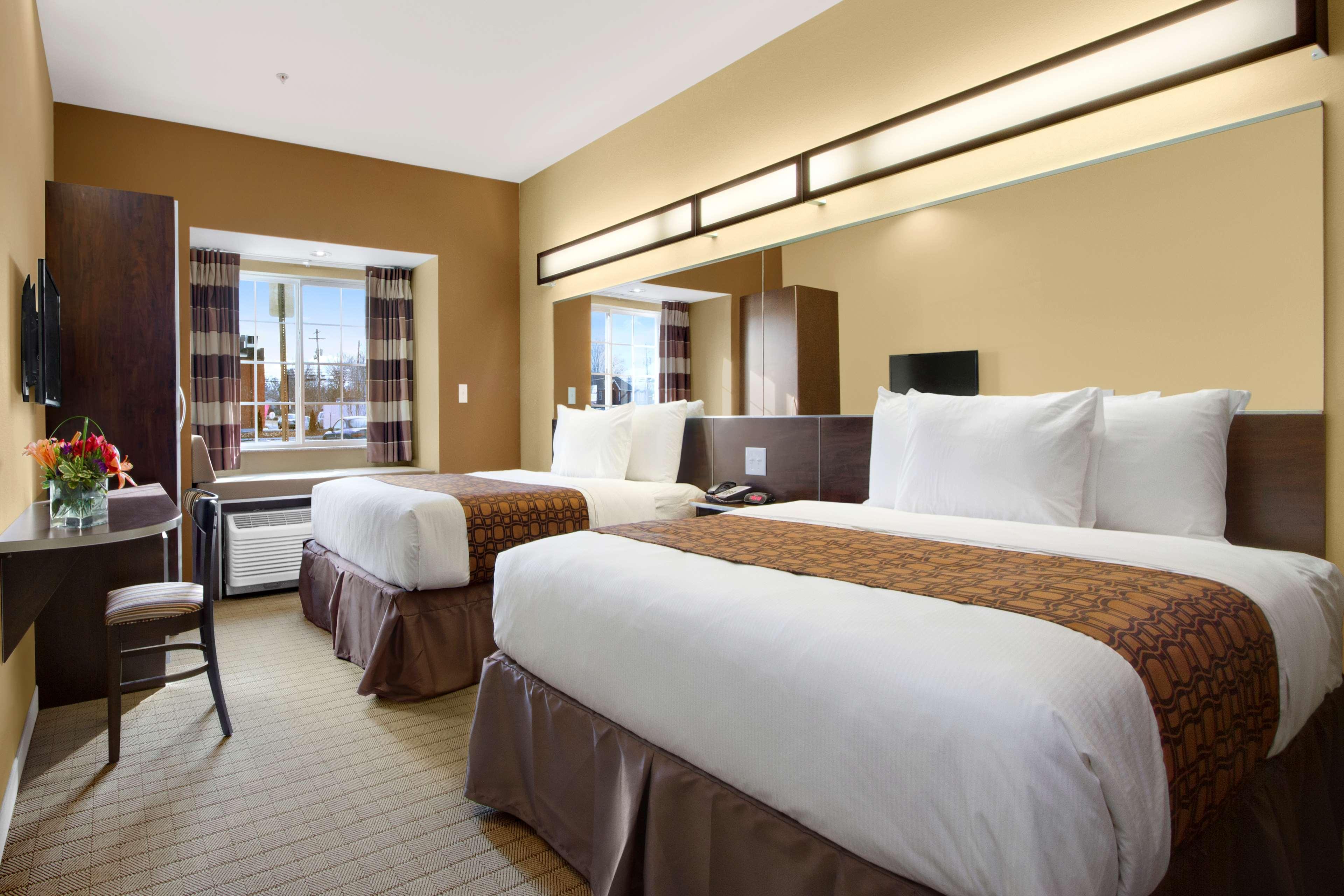 Microtel Inn & Suites By Wyndham Shelbyville Exterior photo