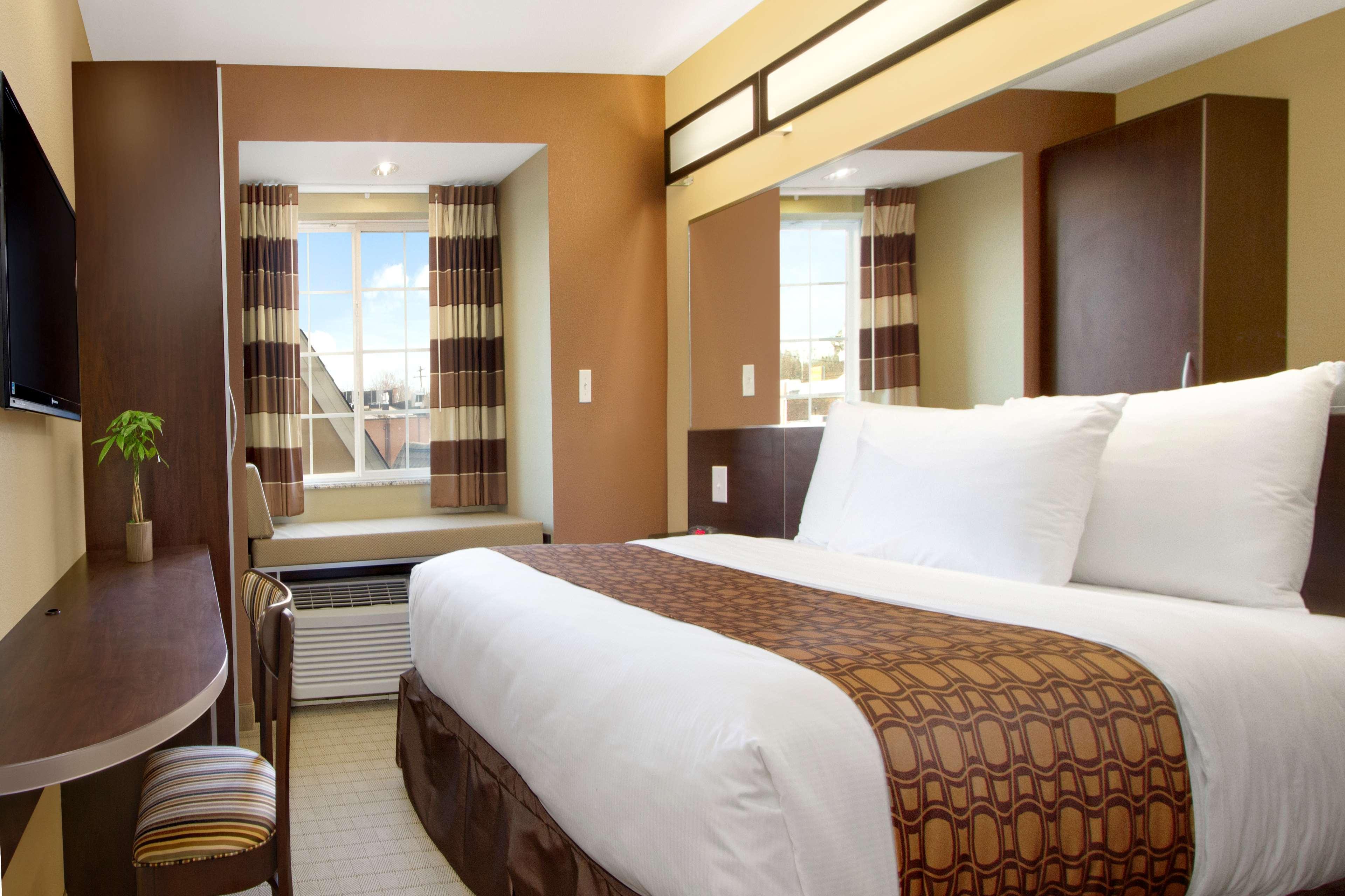 Microtel Inn & Suites By Wyndham Shelbyville Exterior photo