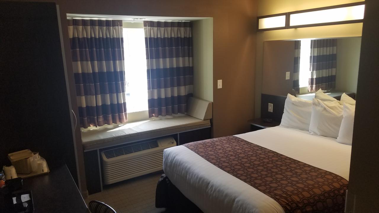 Microtel Inn & Suites By Wyndham Shelbyville Exterior photo